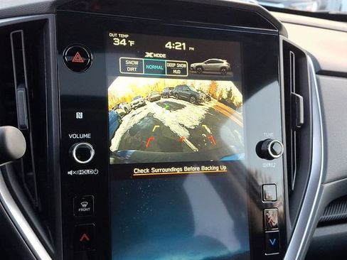 Used 2025 Subaru Crosstrek 2.0i Premium image 17