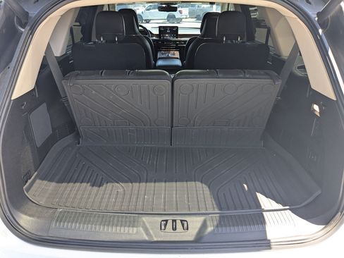 Used 2021 Lincoln Aviator Reserve AWD/4WD image 30