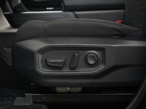 Used 2026 Toyota Tundra SR5 w/ SR5 Convenience Package AWD/4WD image 24