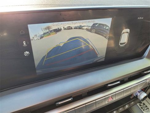 Used 2023 Kia Telluride LX image 12