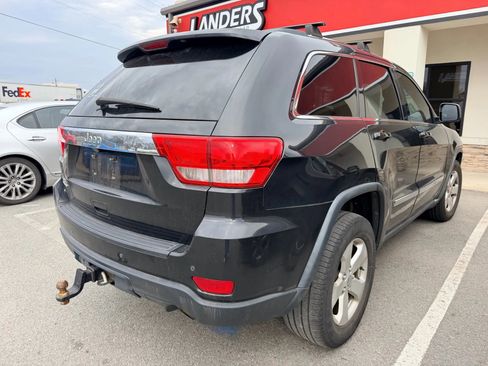 Used 2012 Jeep Grand Cherokee Laredo image 5