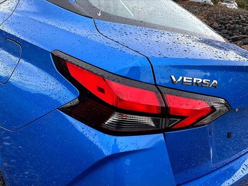 Used 2021 Nissan Versa SV image 25