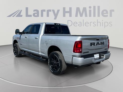 New 2026 RAM 2500 Laramie AWD/4WD image 3