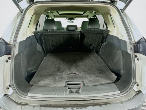 Used 2023 Nissan Rogue SV w/ SV Premium B Package FWD image 28