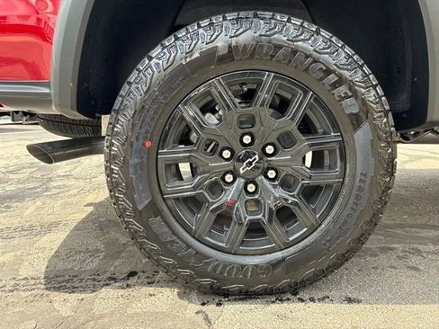 New 2026 Chevrolet Colorado Trail Boss AWD/4WD image 10