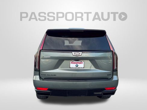 Used 2023 Cadillac Escalade Sport Platinum w/ LPO, ONYX Package image 5
