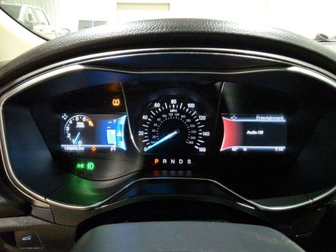 Used 2017 Ford Fusion SE w/ Fusion SE Technology Package FWD image 34