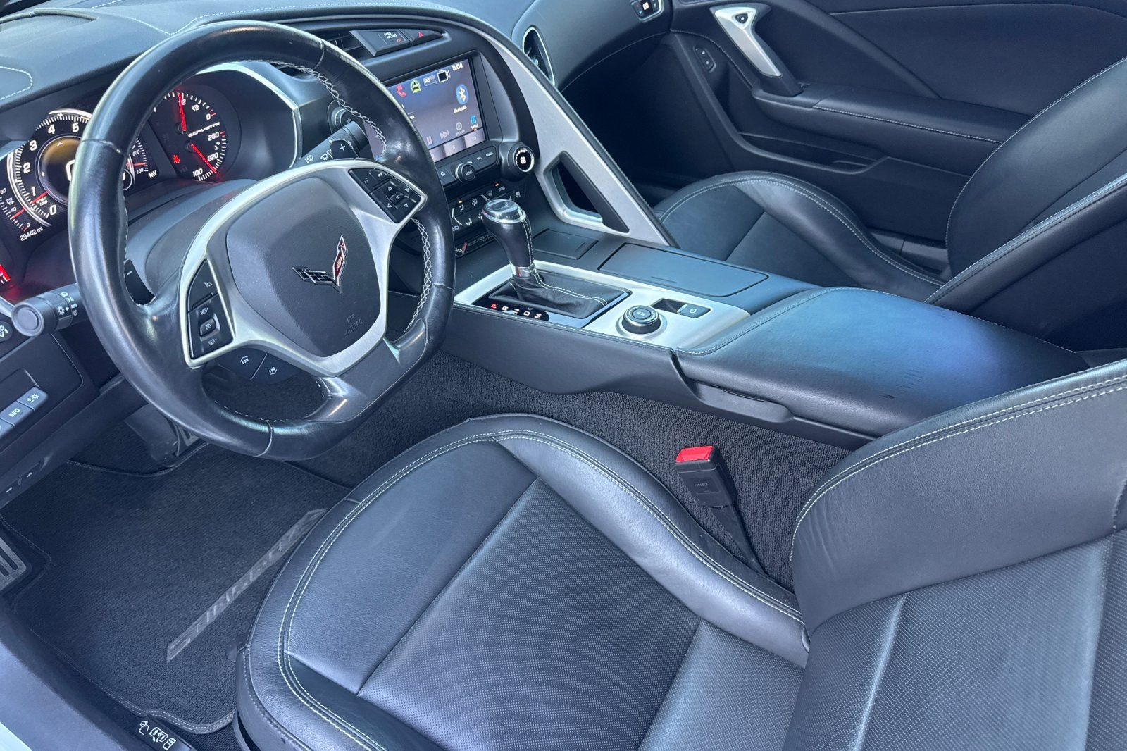 Used 2017 Chevrolet Corvette Stingray Coupe RWD image 11