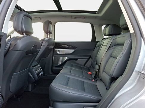 New 2026 Lincoln Nautilus Reserve AWD/4WD image 9