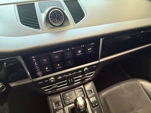Used 2020 Porsche Macan AWD/4WD image 7
