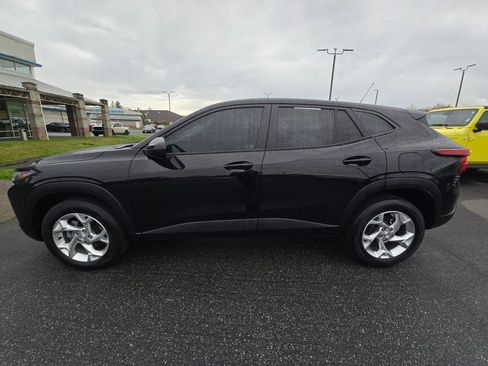 Certified 2024 Chevrolet Trax LS w/ LS Convenience Package image 6