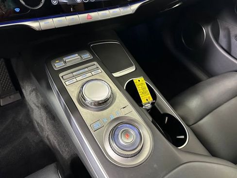 Used 2023 Genesis Electrified GV70 AWD/4WD image 20