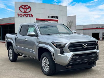 New 2025 Toyota Tacoma SR5