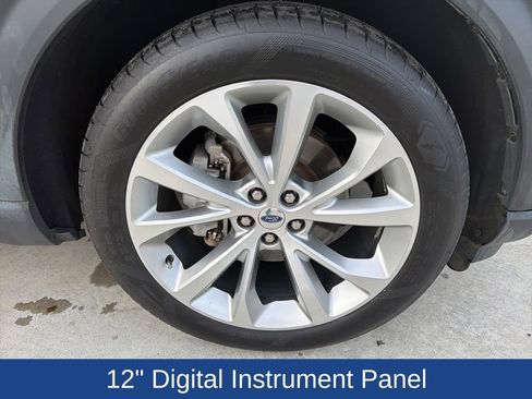 Certified 2021 Ford Explorer Platinum w/ Premium Technology Package image 12