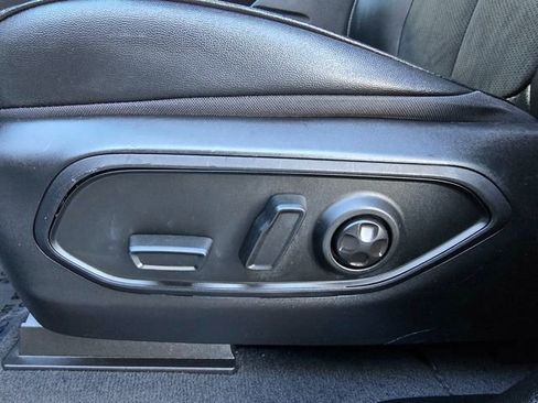 Certified 2024 Jeep Grand Cherokee L Altitude image 20