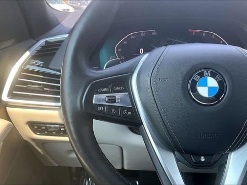 Used 2019 BMW X5 xDrive40i w/ Premium Package 2 AWD/4WD image 24