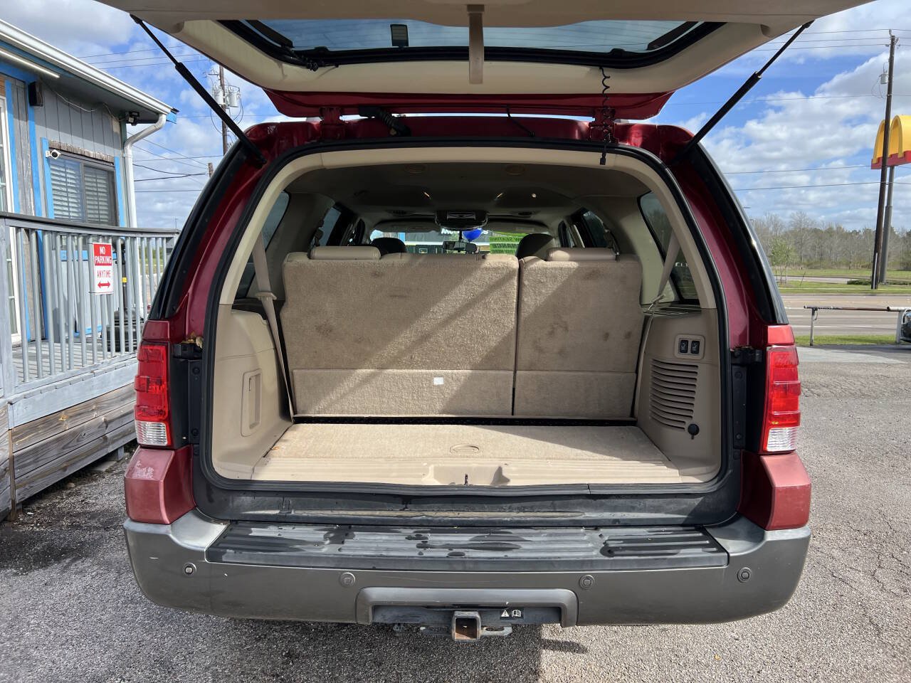 Used 2005 Ford Expedition XLT RWD image 23