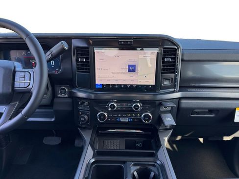 New 2026 Ford F250 Lariat w/ Black Appearance Package image 13