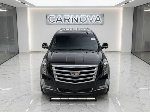 Used 2020 Cadillac Escalade ESV Premium Luxury AWD/4WD image 7