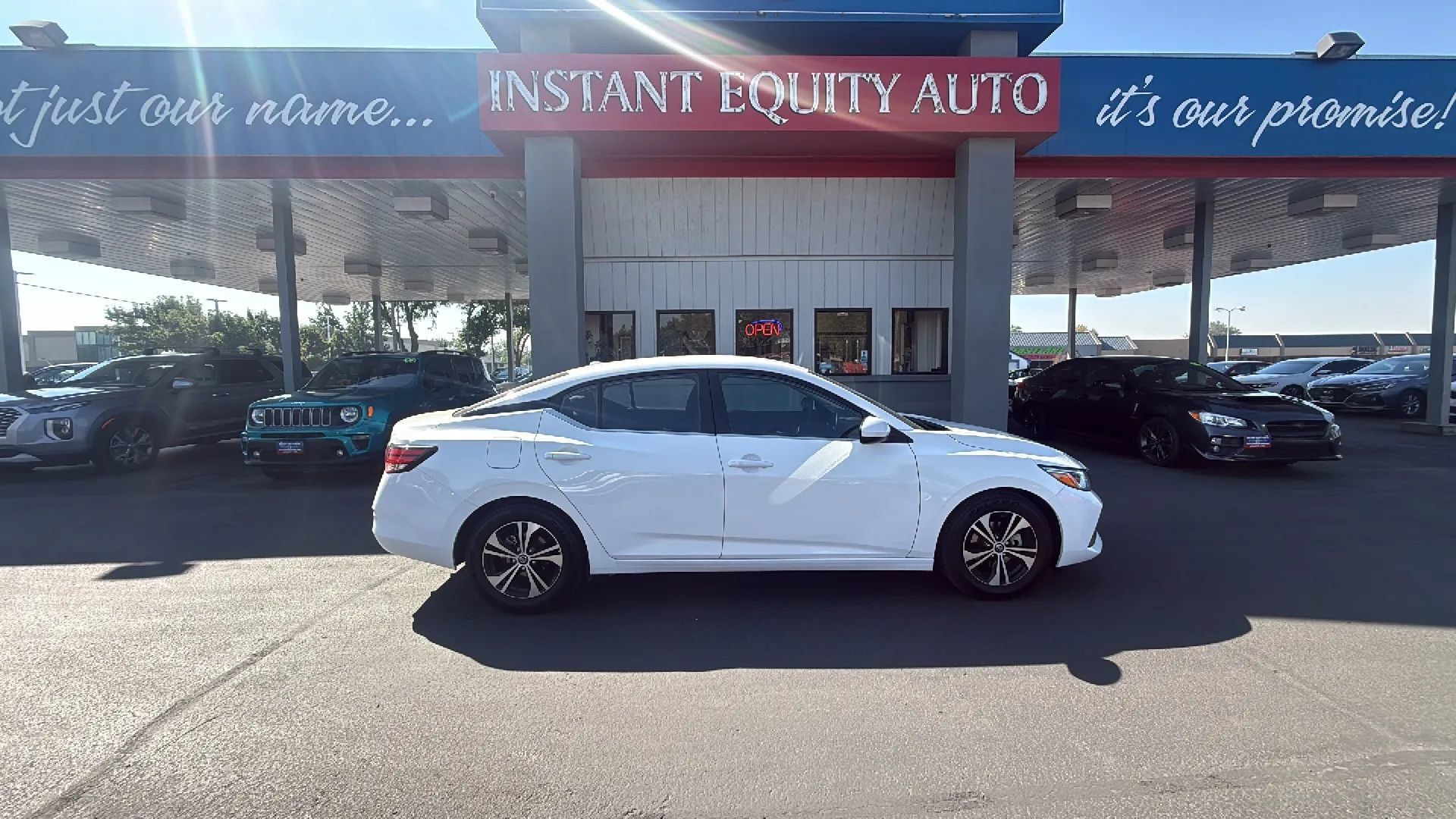 Used 2023 Nissan Sentra SV FWD image 7