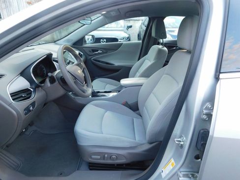 Used 2021 Chevrolet Malibu LT FWD image 6