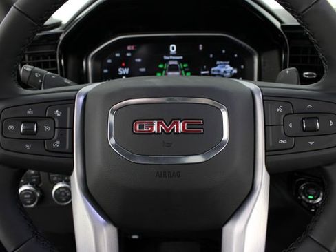 New 2026 GMC Sierra 1500 SLT AWD/4WD image 14