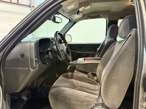 Used 2006 Chevrolet Silverado 2500 LT AWD/4WD image 15