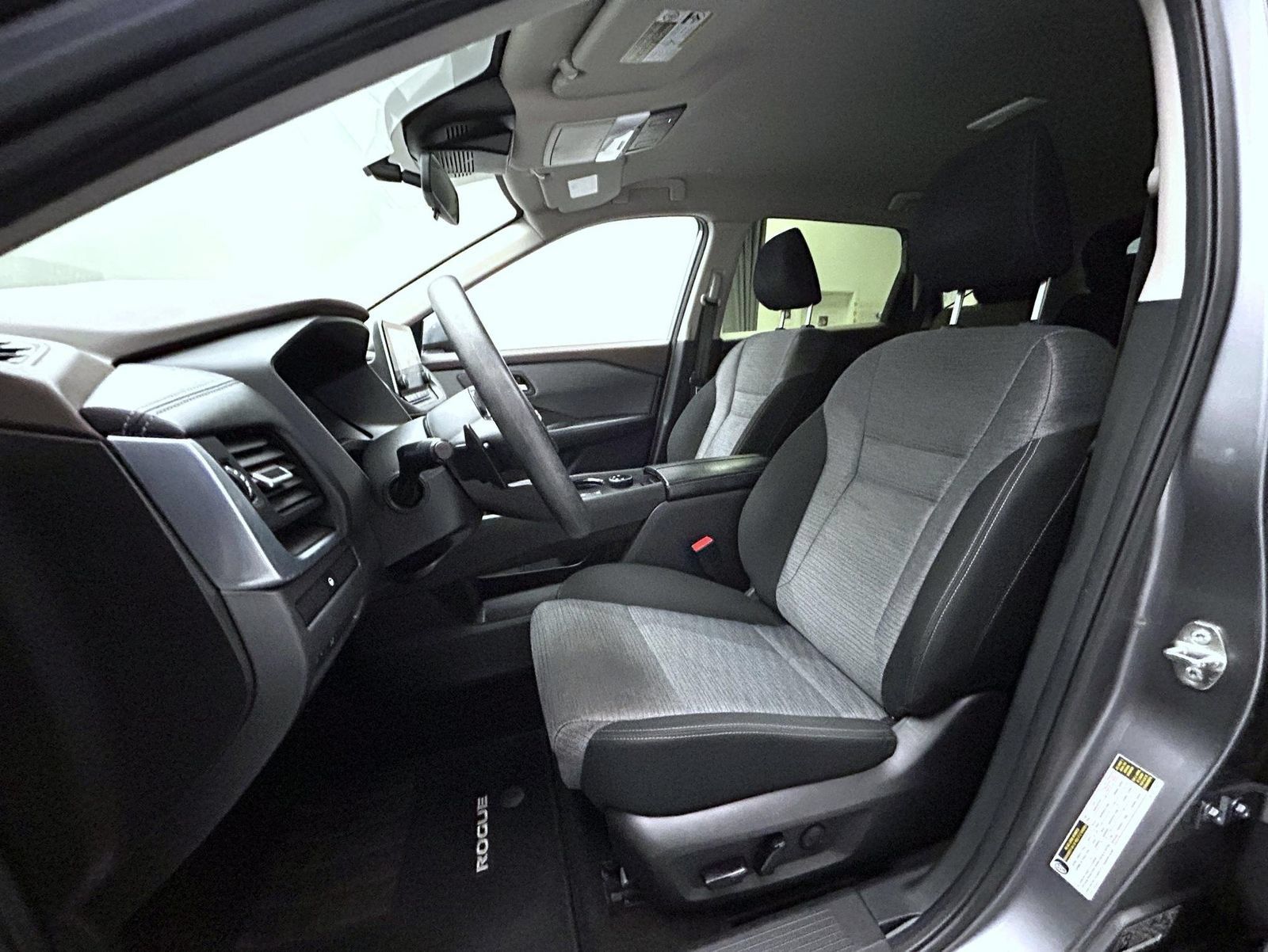 Certified 2023 Nissan Rogue SV AWD/4WD image 10