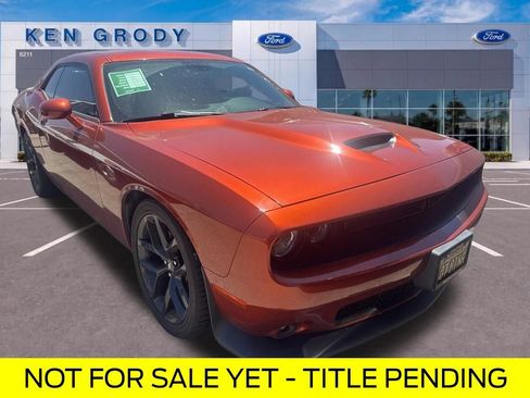 Used 2022 Dodge Challenger GT w/ Blacktop Package RWD image 1