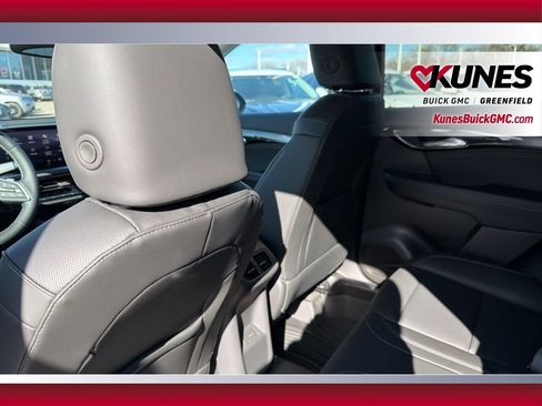 New 2026 Buick Envision Preferred AWD/4WD image 35