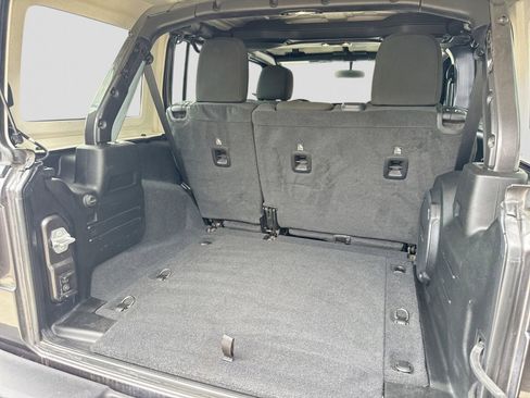 Used 2021 Jeep Wrangler Unlimited Sport AWD/4WD image 40