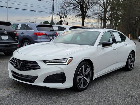 Certified 2025 Acura TLX w/ Technology Package image 32