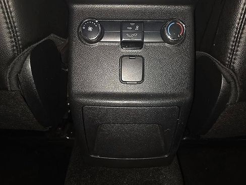 Used 2018 Ford Explorer Sport image 37