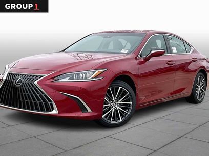 New 2025 Lexus ES 350 w/ Premium Package