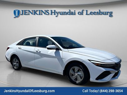 New 2026 Hyundai Elantra SE