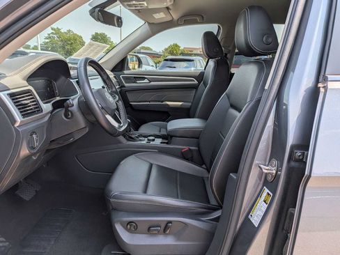 Used 2023 Volkswagen Atlas SE AWD/4WD image 14
