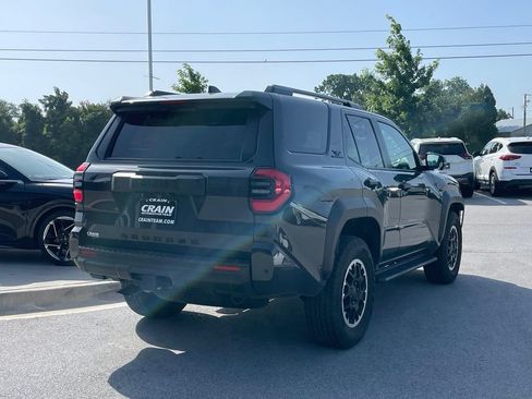 Used 2025 Toyota 4Runner TRD Off-Road Premium AWD/4WD image 7
