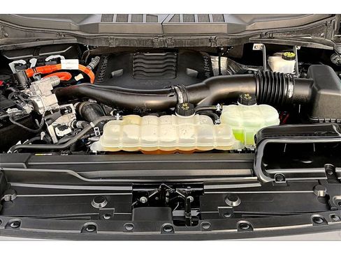 Used 2022 Ford F150 XLT w/ Equipment Group 302A High image 11