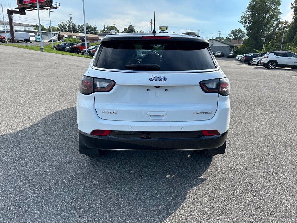 Certified 2023 Jeep Compass Limited w/ Elite Group AWD/4WD image 4