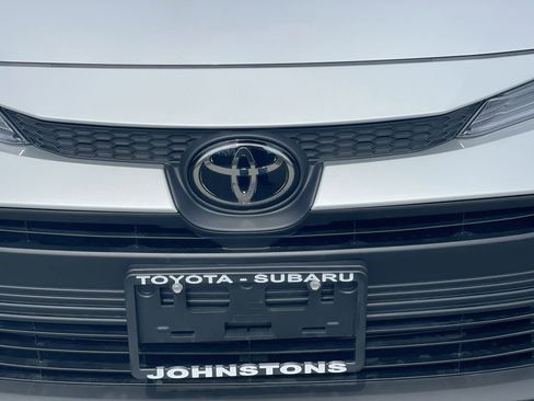 Used 2026 Toyota Corolla LE w/ LE Premium Package FWD image 19