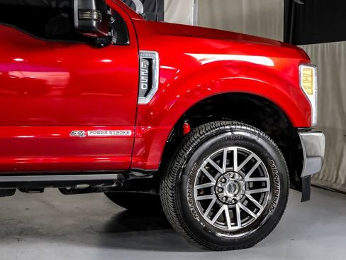 Used 2017 Ford F250 Lariat w/ Lariat Ultimate Package AWD/4WD image 7