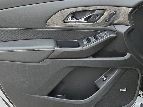 Certified 2023 Chevrolet Traverse Premier image 10