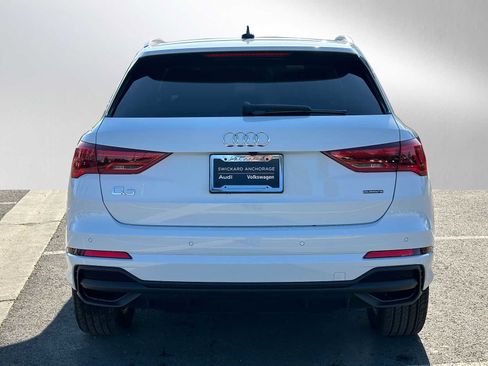 New 2025 Audi Q3 2.0T Premium image 4
