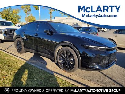 Used 2025 Toyota Crown Platinum