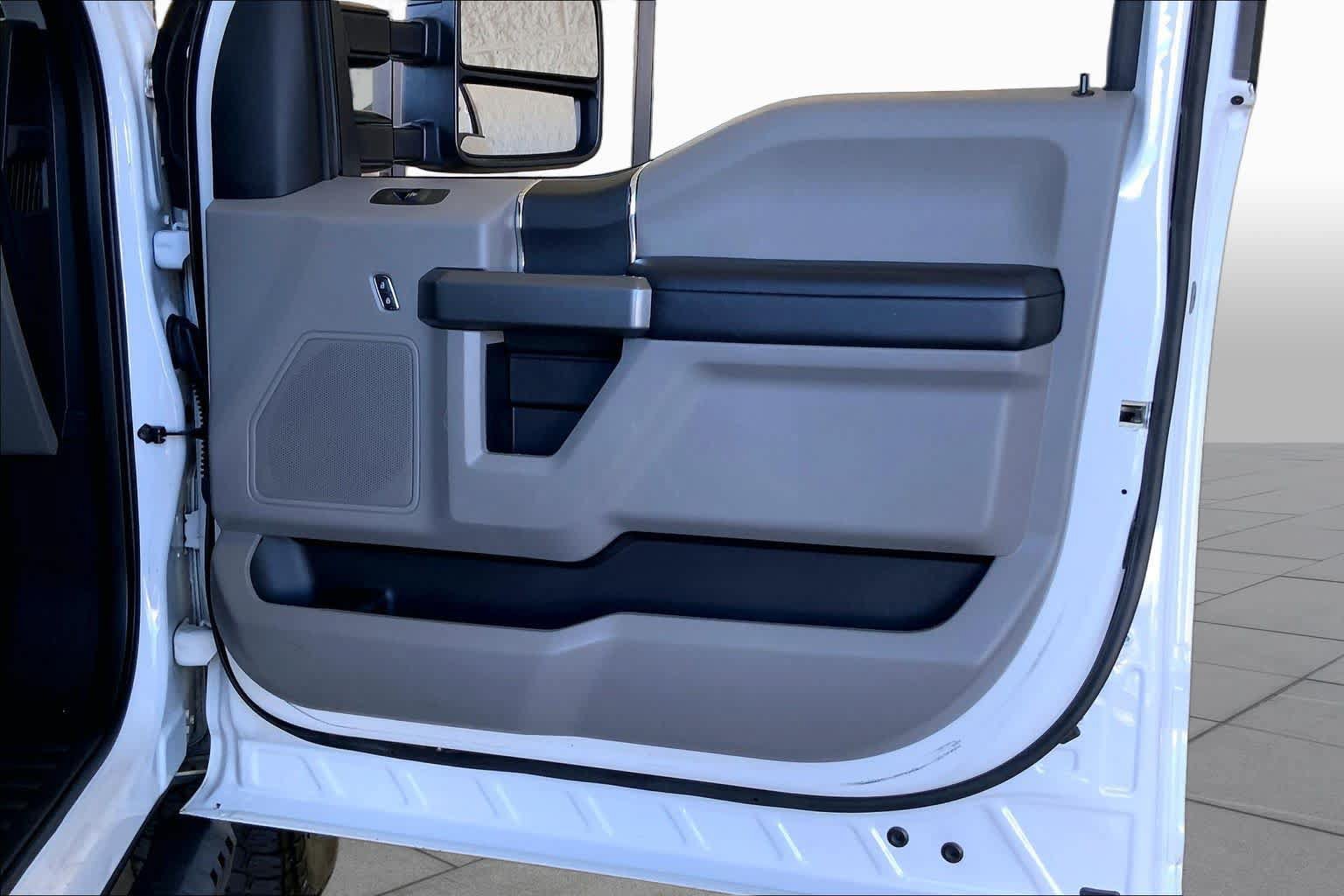 Used 2018 Ford F250 XLT AWD/4WD image 22