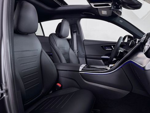 New 2026 Mercedes-Benz GLC 300 GLC 300 image 6