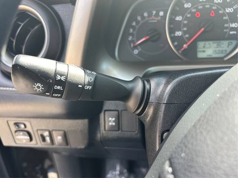 Used 2013 Toyota RAV4 XLE AWD/4WD image 20