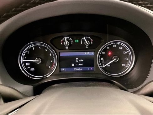 Used 2023 Buick Enclave Essence w/ Trailering Package, 5000 lbs. FWD image 27
