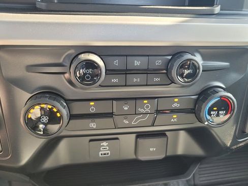 New 2024 Ford F550 4x4 Regular Cab Super Duty image 24