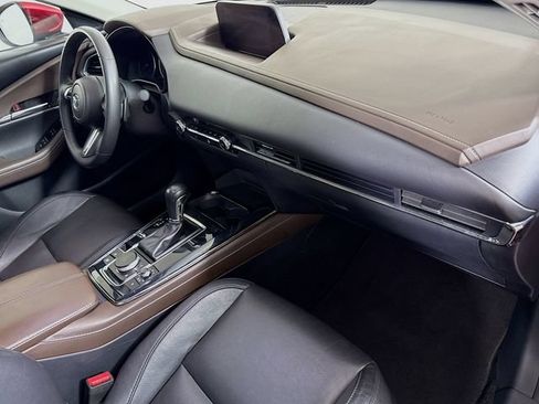 Used 2024 MAZDA CX-30 AWD 2.5 S w/ Premium Package image 36